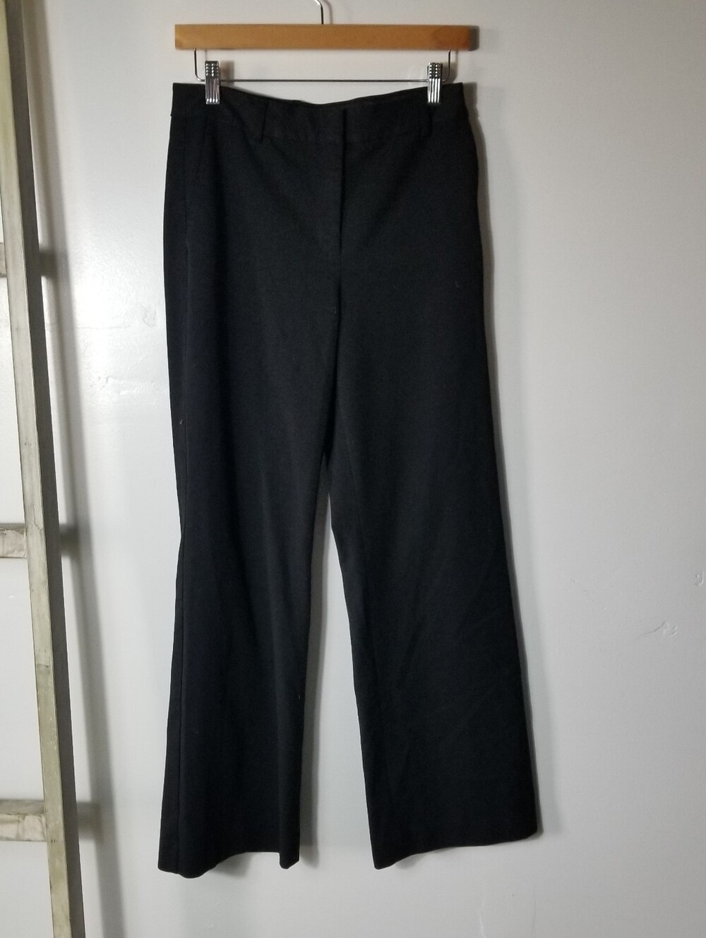 EXPRESS WOMEN'S BLACK DRESS PANTS SIZE 6 SHORT